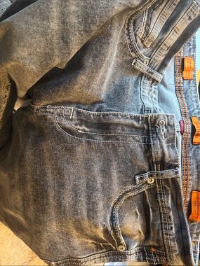 805 Straight Fit Washed Premium Denim Jeans in Washed Gray